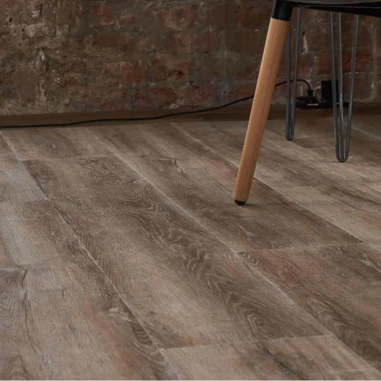 Кварцвинил Vinilam Ceramo Cork 8895 -EIR Дуб Биль